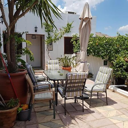 Soultana Studios Lindos  Exterior photo