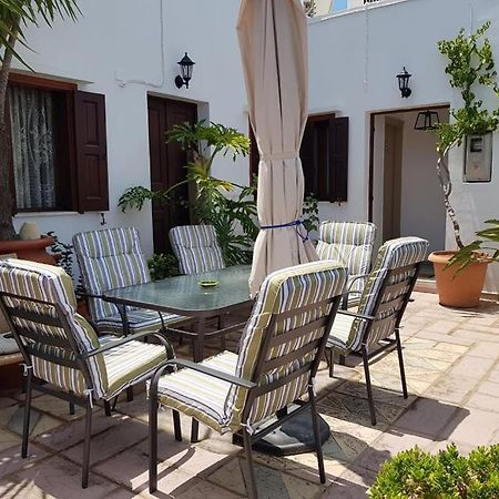 Soultana Studios Lindos  Exterior photo